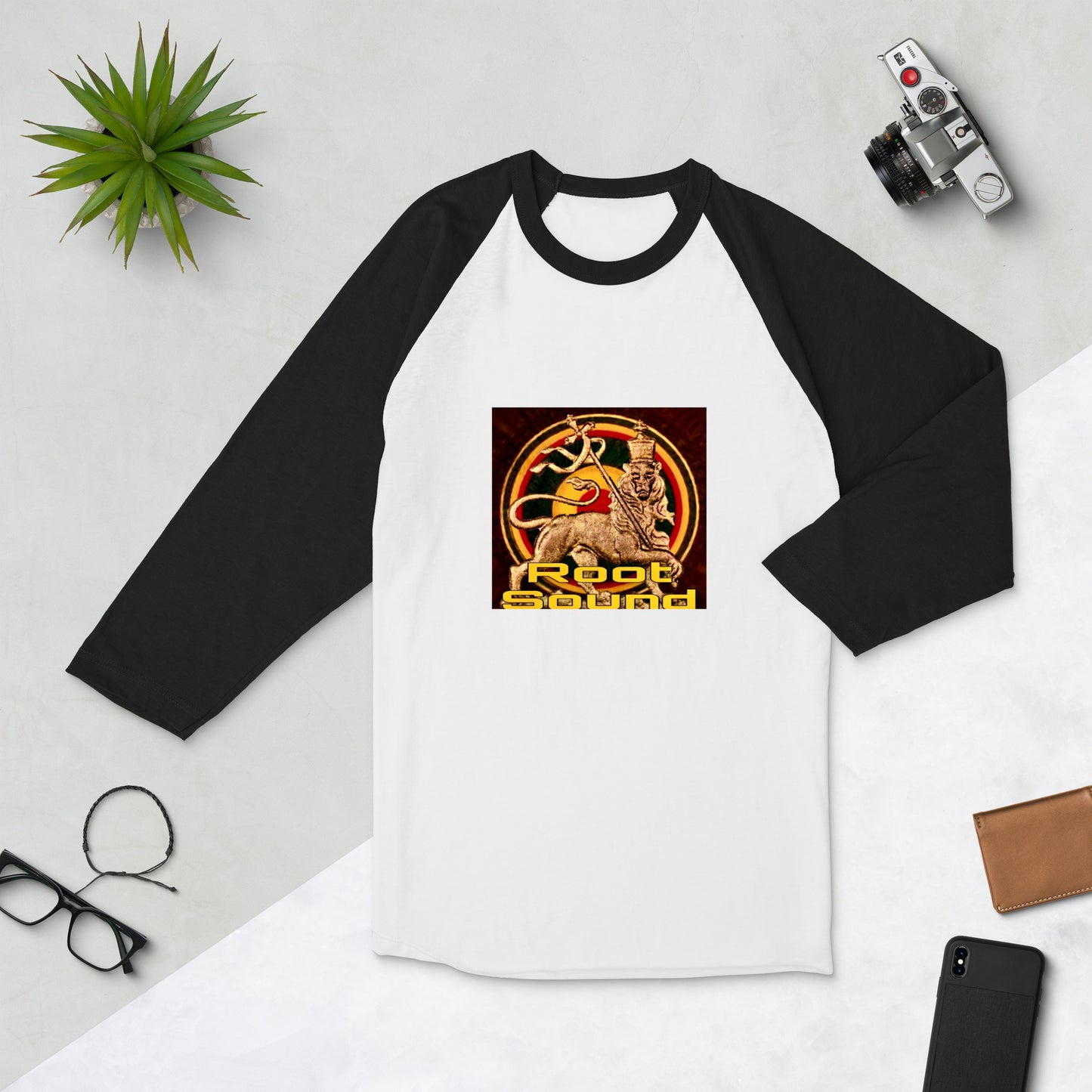 'Root Sound' 3/4 sleeve raglan shirt
