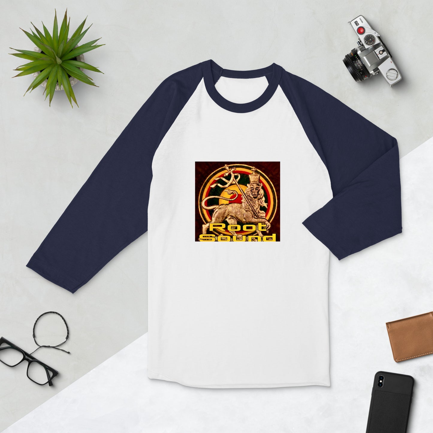 'Root Sound' 3/4 sleeve raglan shirt